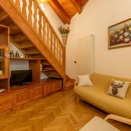 La Maison De Elisa - A Pochi Passi Dallo Sci Appartamento Courmayeur